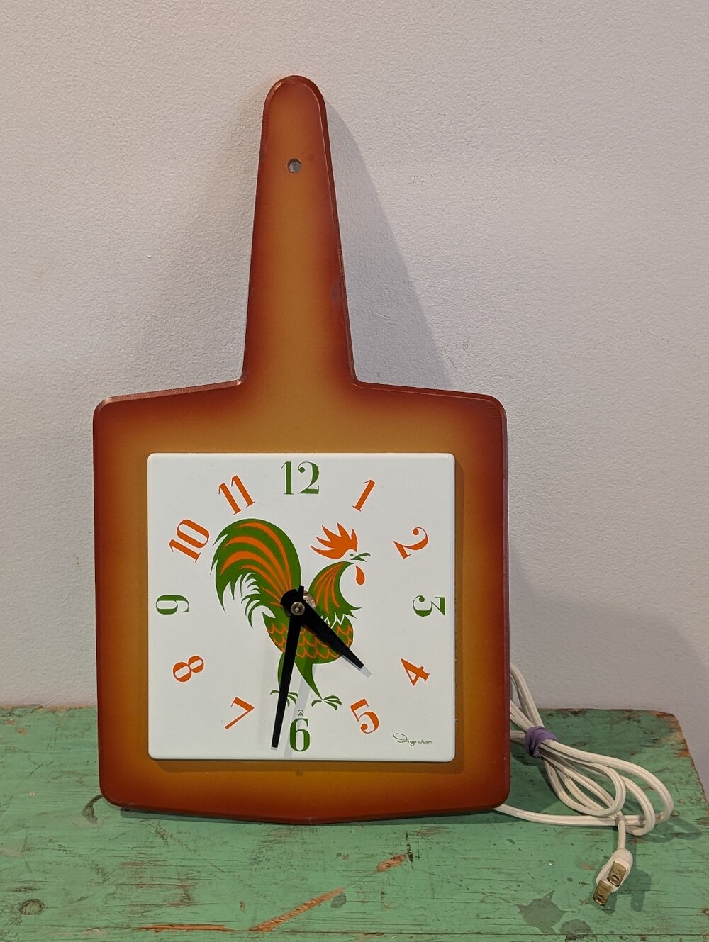 Vintage 1960's Ingraham Rooster Wall Clock - Plug in, Kitchen Clock - Neat!